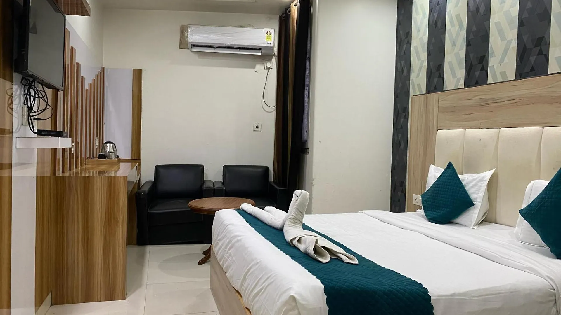 Hotel Aman Inn New Delhi