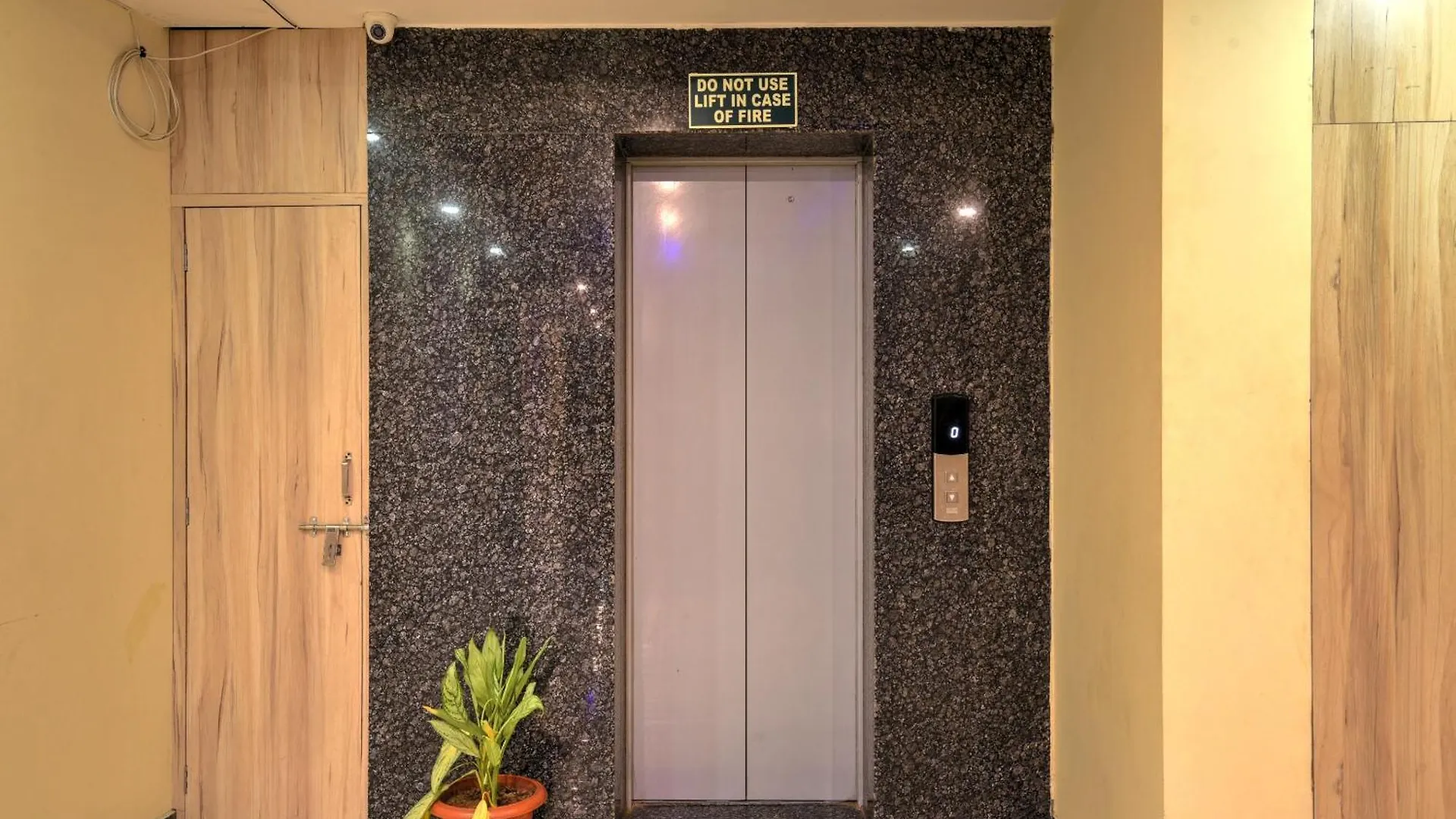 Hotel Aman Inn New Delhi